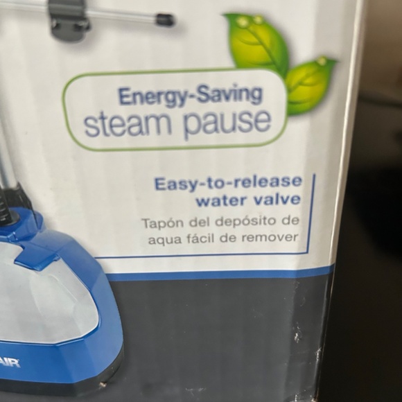 CONAIR ULTIMATE FABRIC CLEANER. NWT. - Picture 9 of 13